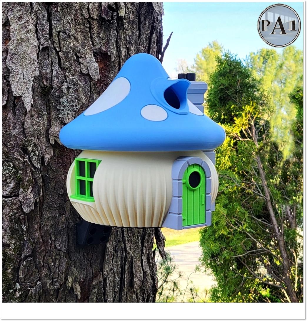 Enchanted Mushroom Birdhouse| Unique Garden Decor for Bird Lovers