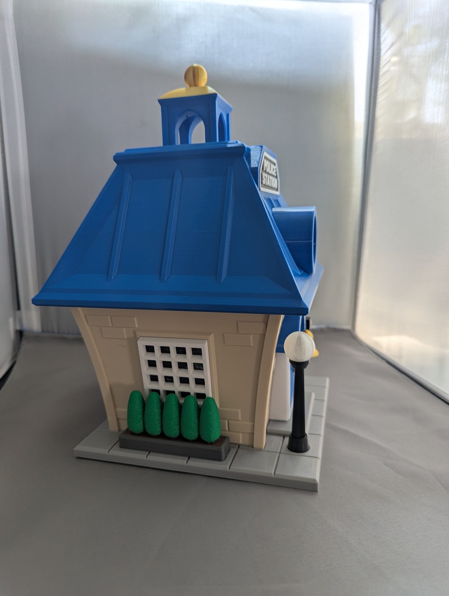 Police Box Birdhouse | Detailed Garden Ornament | Fairy House