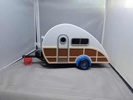 Woody Camper Birdhouse | Cute Teardrop Camper Shaped Bird House